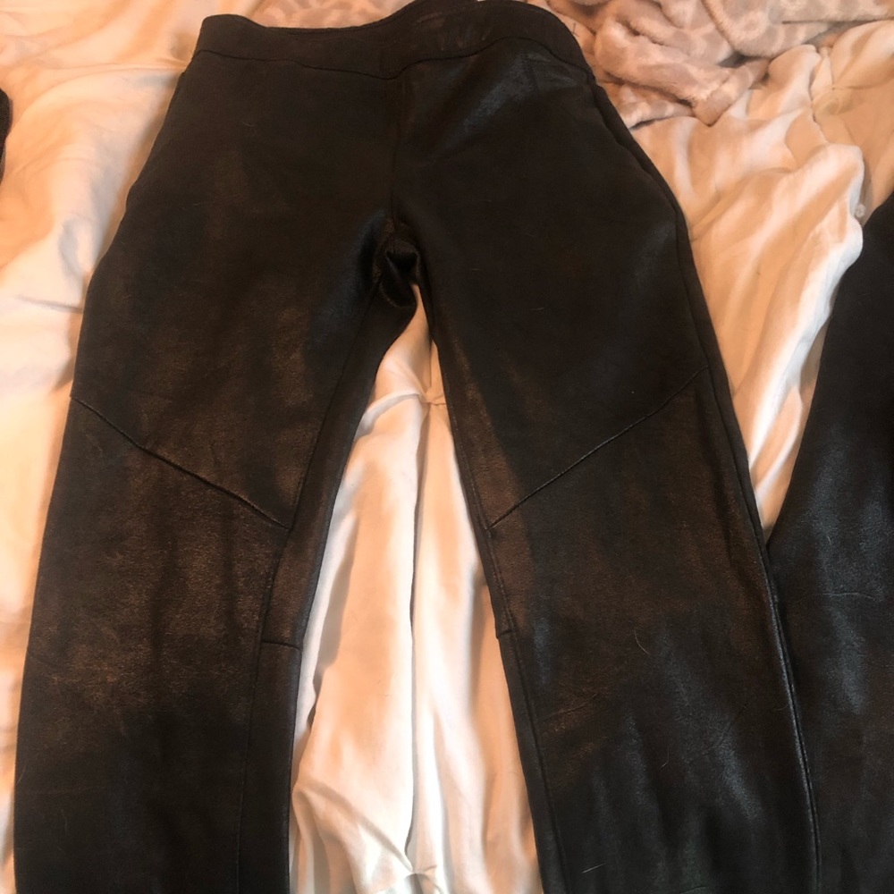 Leather faux leggings